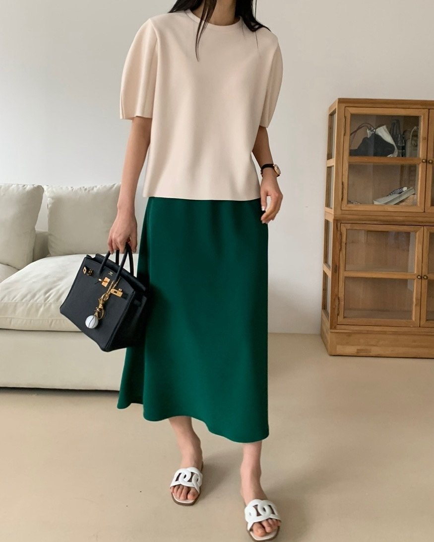Round Blouse Skirt Sets