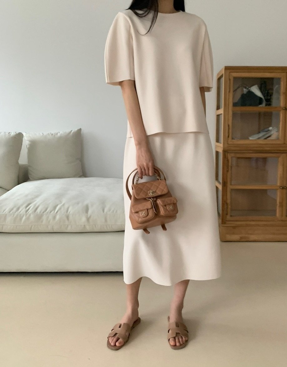 Round Blouse Skirt Sets