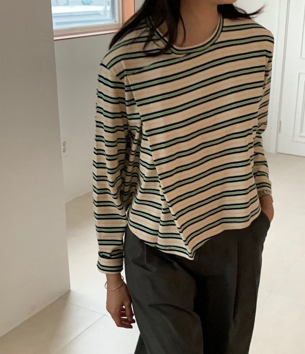 Wafer Semi Crop T-Shirt